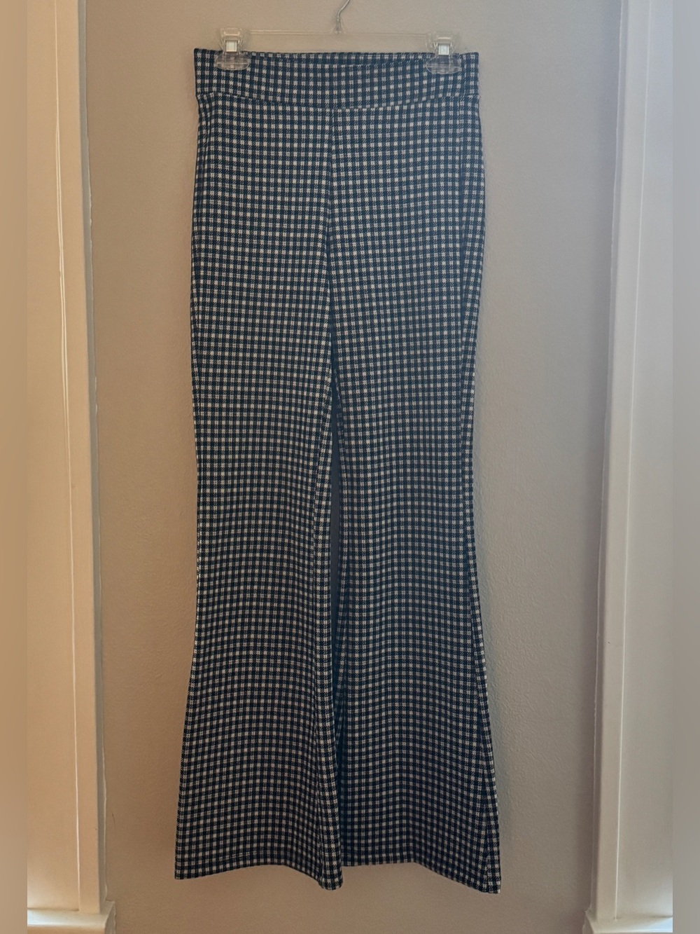 SO Goods For Life High Rise Flare Pants – Houndstooth (Size S)